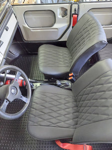 VW 181 Kübel Sitzbezüge "Luxus", schwarz mit Rautensteppung